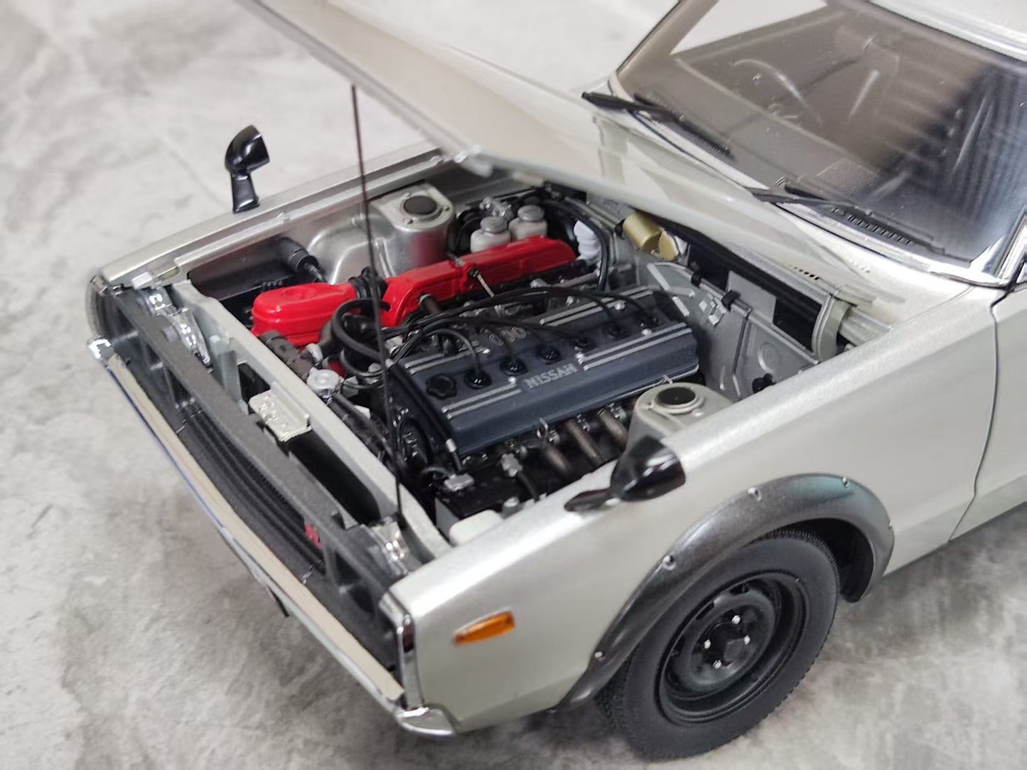 AUTOart 1:18 Nissan GT-R KPGC110 Silver AA223