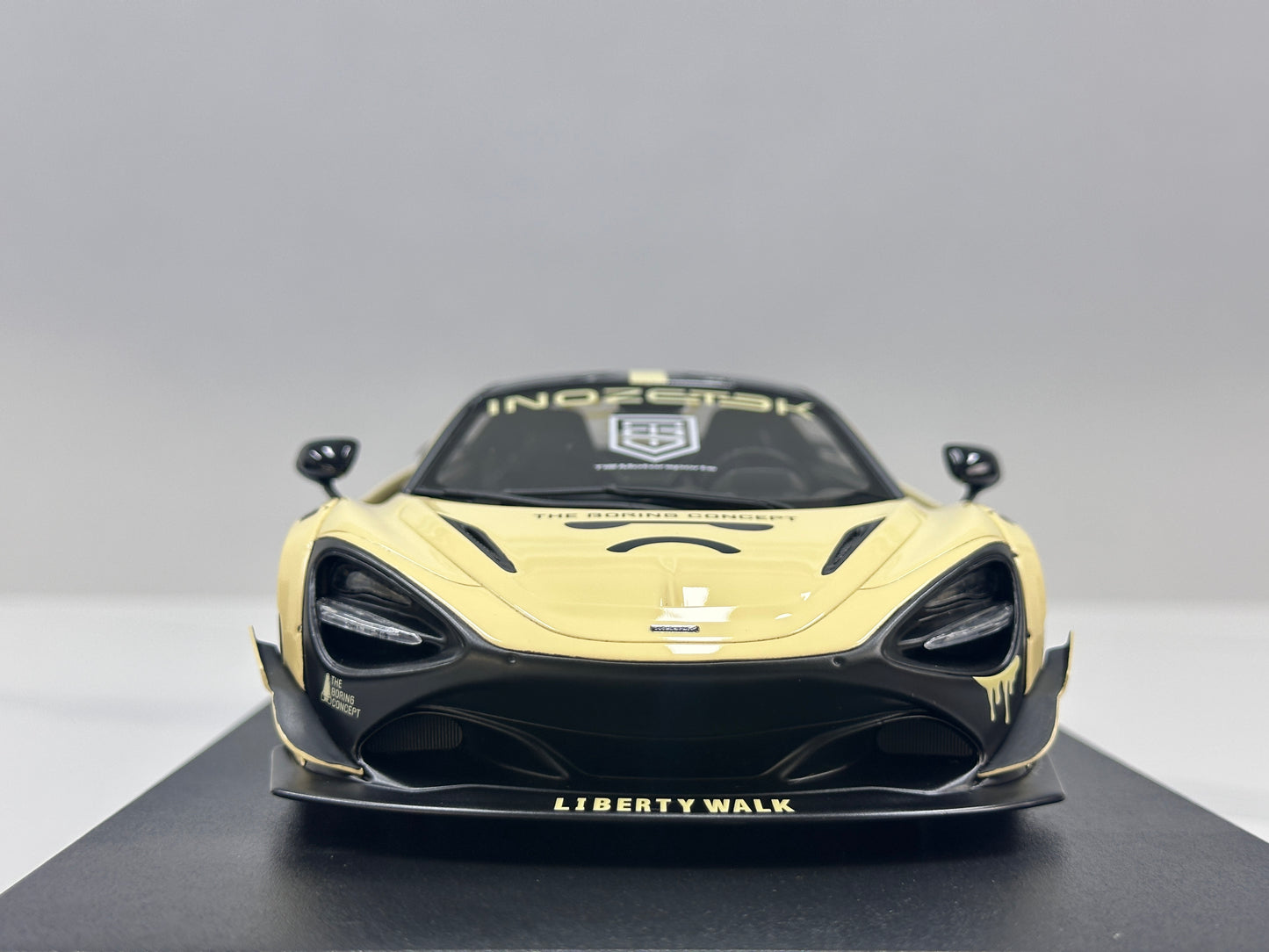 GT Spirit 1/18 McLaren LB-WORKS 720S Beige GT961