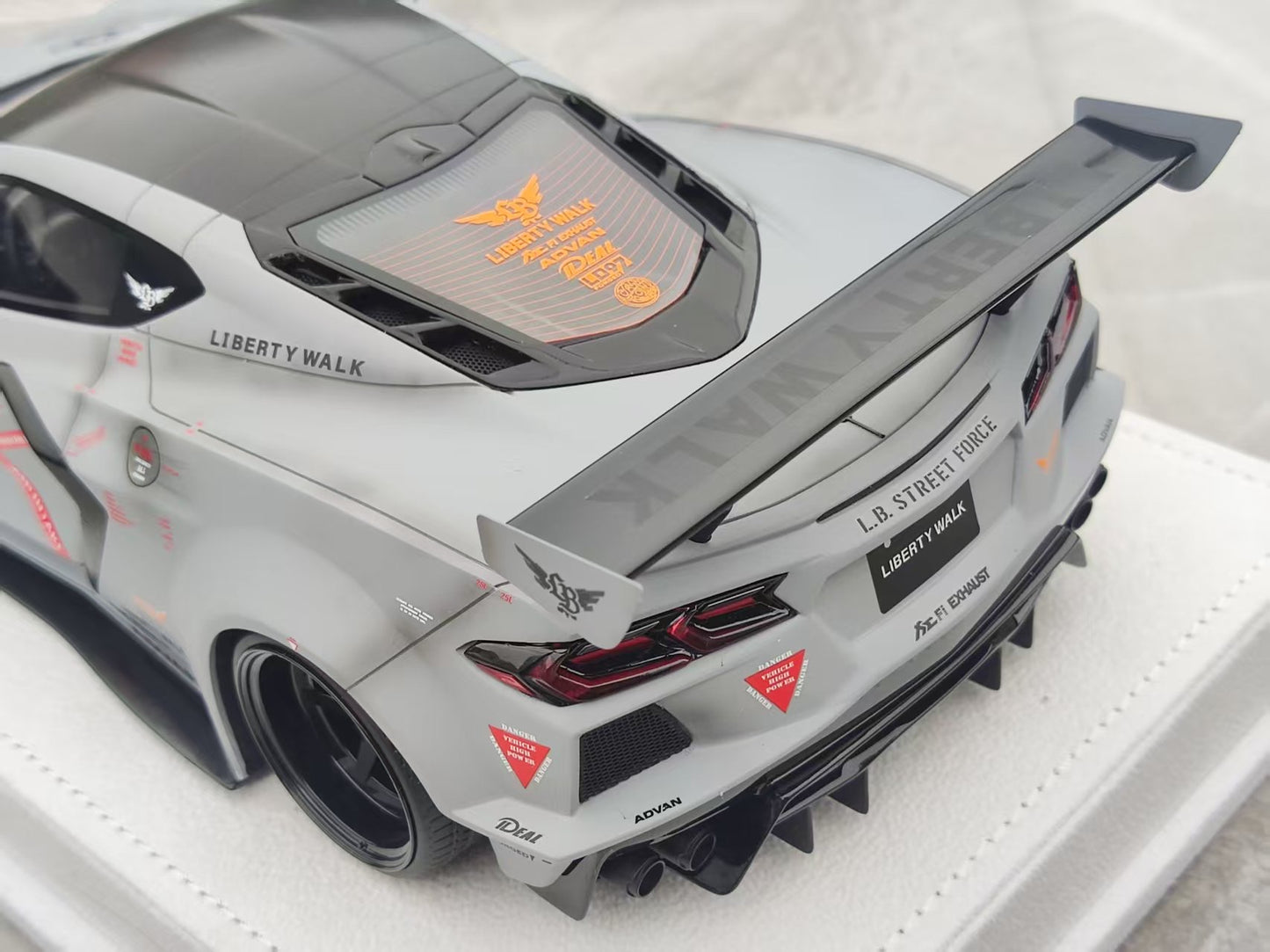 BBA MODEL 1/18 Scale Corvette C8 LB Widebody Modified, Battle Gray Weathered Finish, New Version BBA033