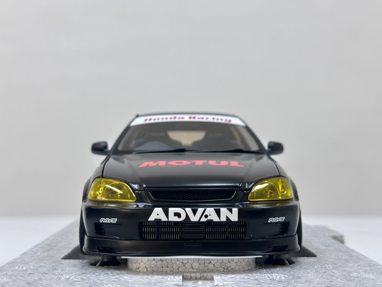 MOTORHELIX 1/18 Honda Civic Type R (EK9) Matte Black with Yellow Lights MH358