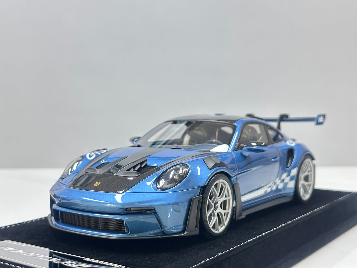 HH Model 1/18 Porsche 992 GT3 RS Gentian Blue (HH733)