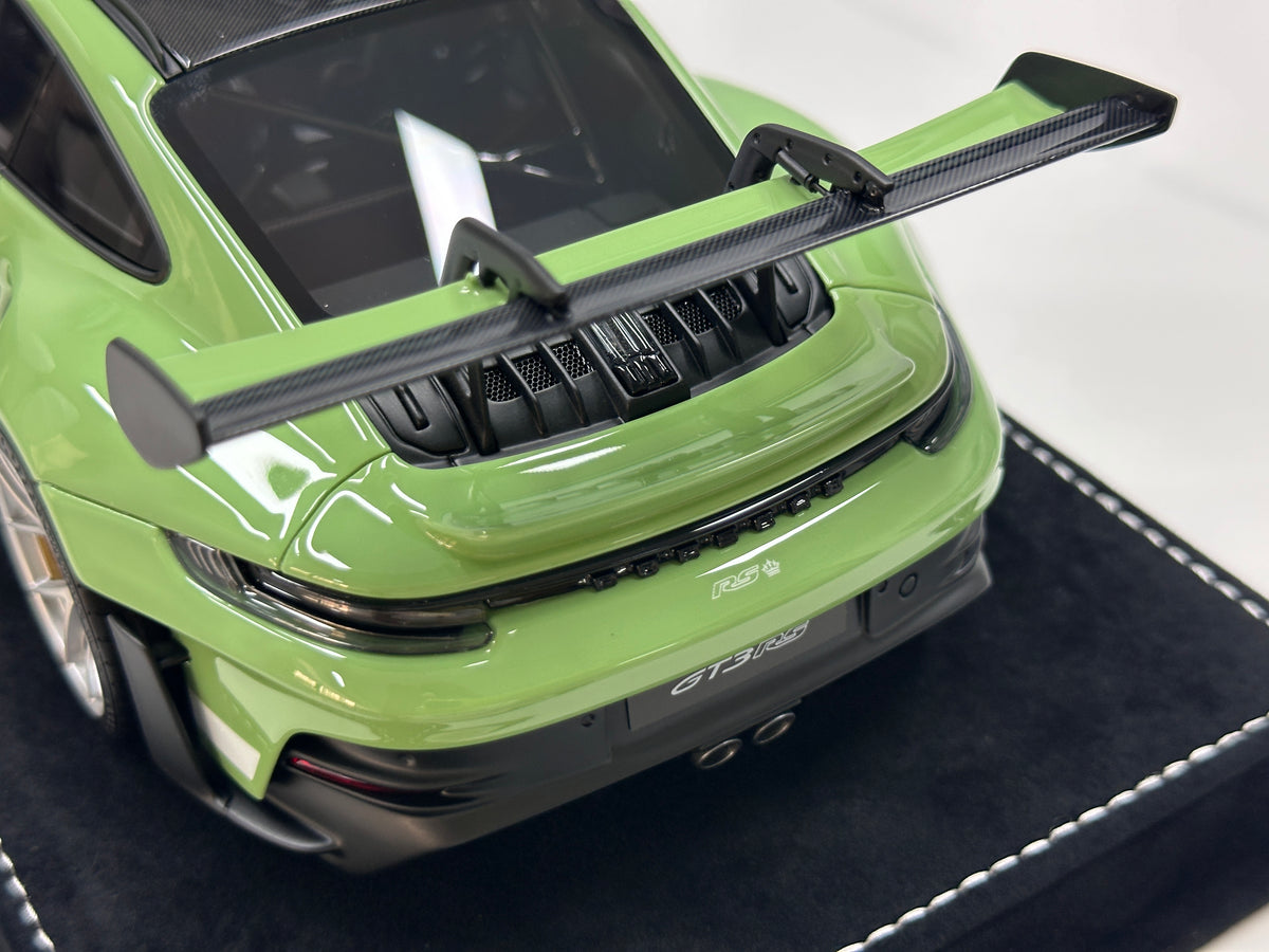 HH Model 1/18 Porsche 992 GT3 RS Francis Green HH726