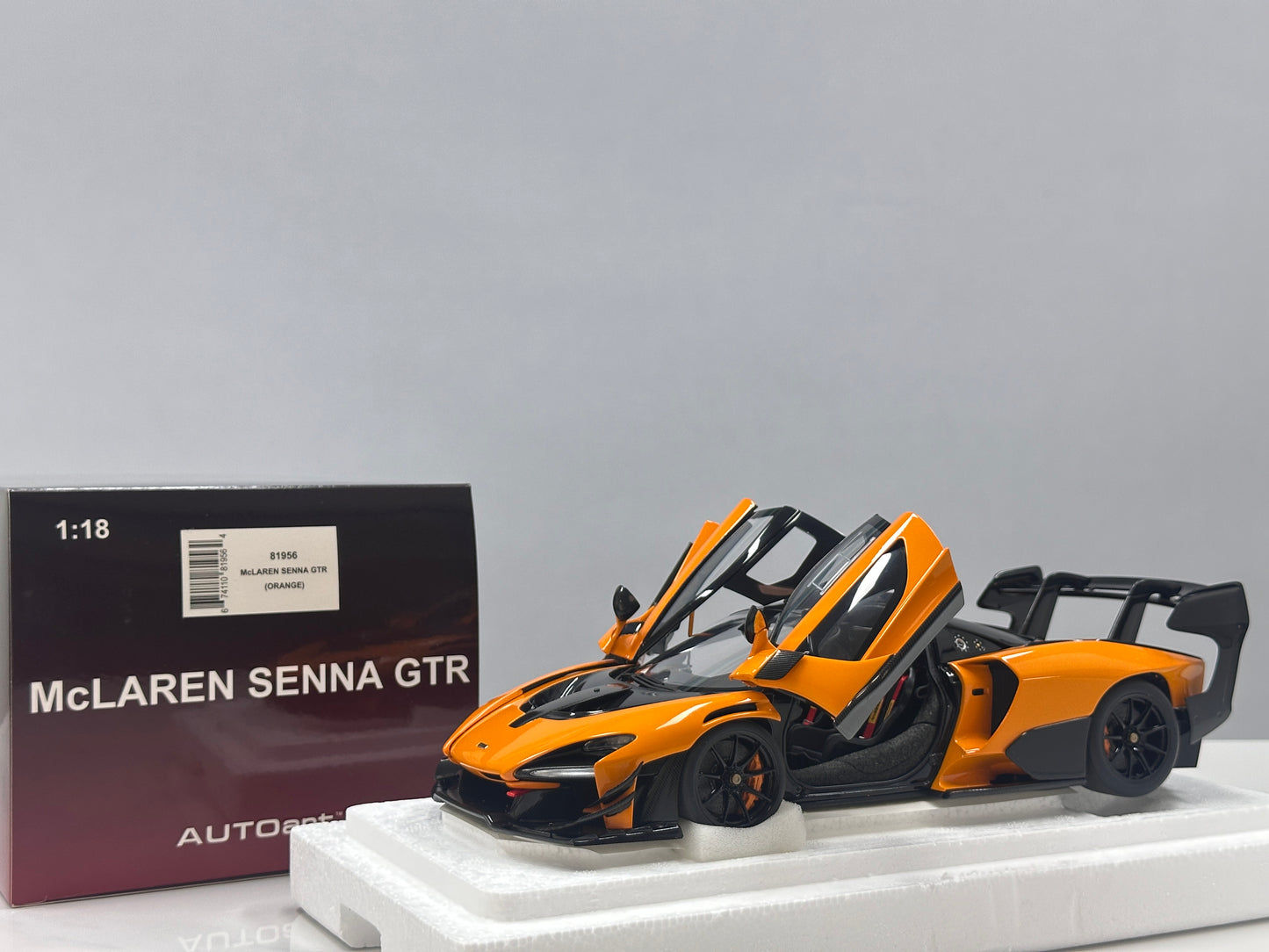 AUTO Art 1/18 McLaren SENNA GTR Orange 81956