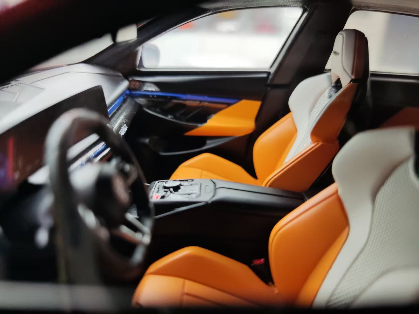 GT Spirit 1/18 BMW M5 Peable Beach Orange GT966