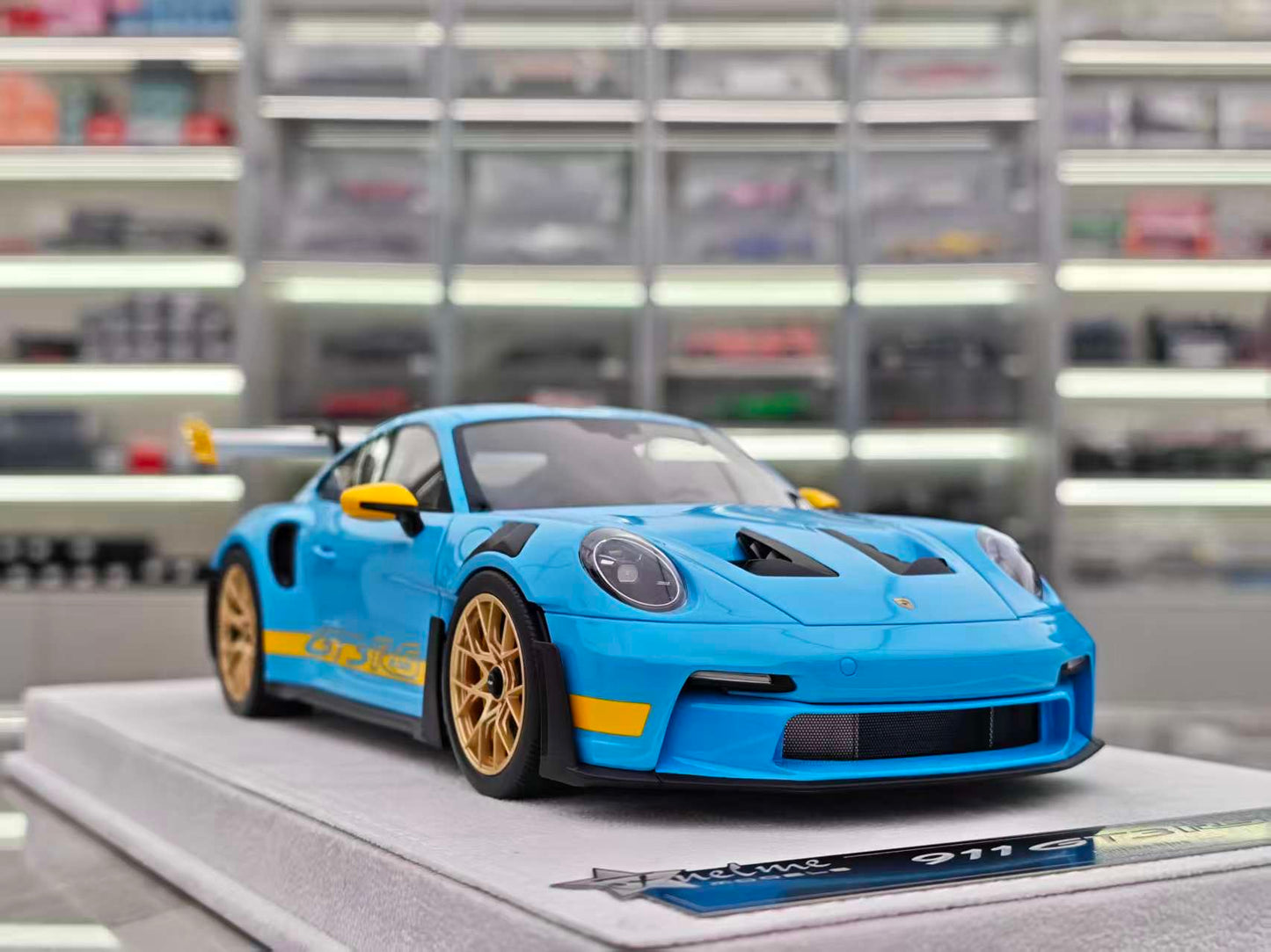 FuelMe 1/18 Porsche 992 GT3RS River Blue FM18009LM-11