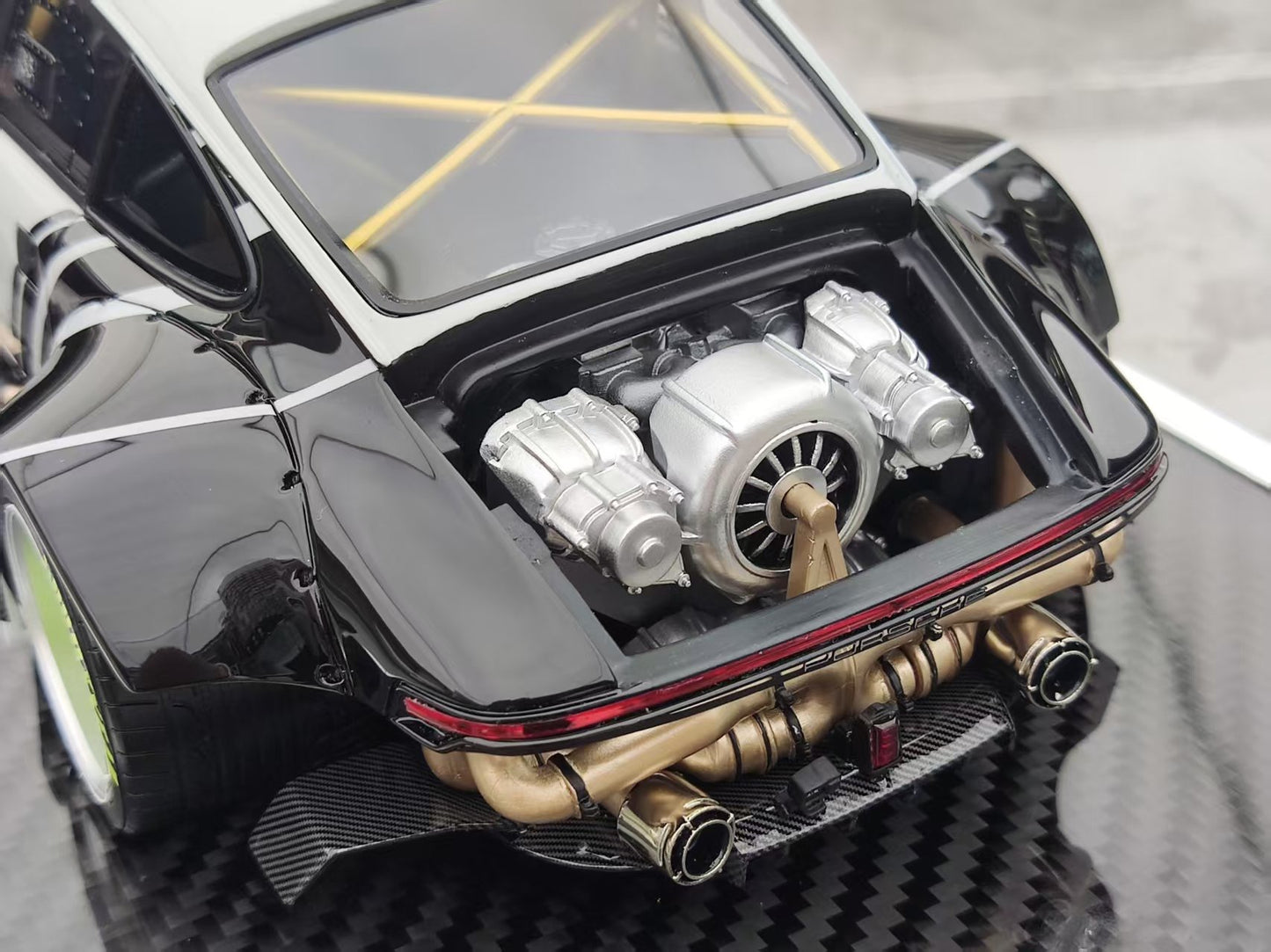 MCM 1/18 Porsche RWB 964 heavily modified Cyberpunk White Limited Edition Car Model MCM019