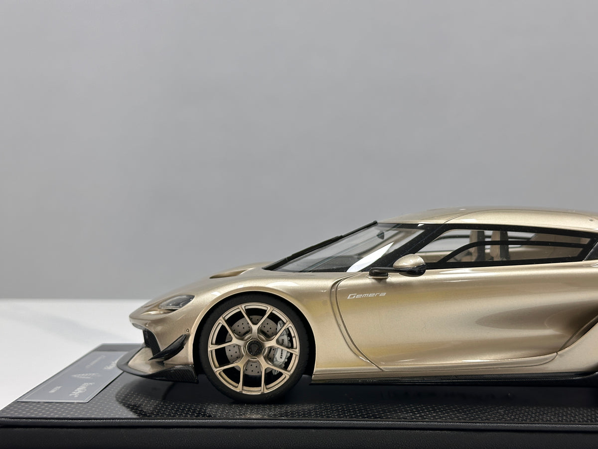 FrontiArt 1/18 Koenigsegg Gemera - Champagne Gold (FA207)