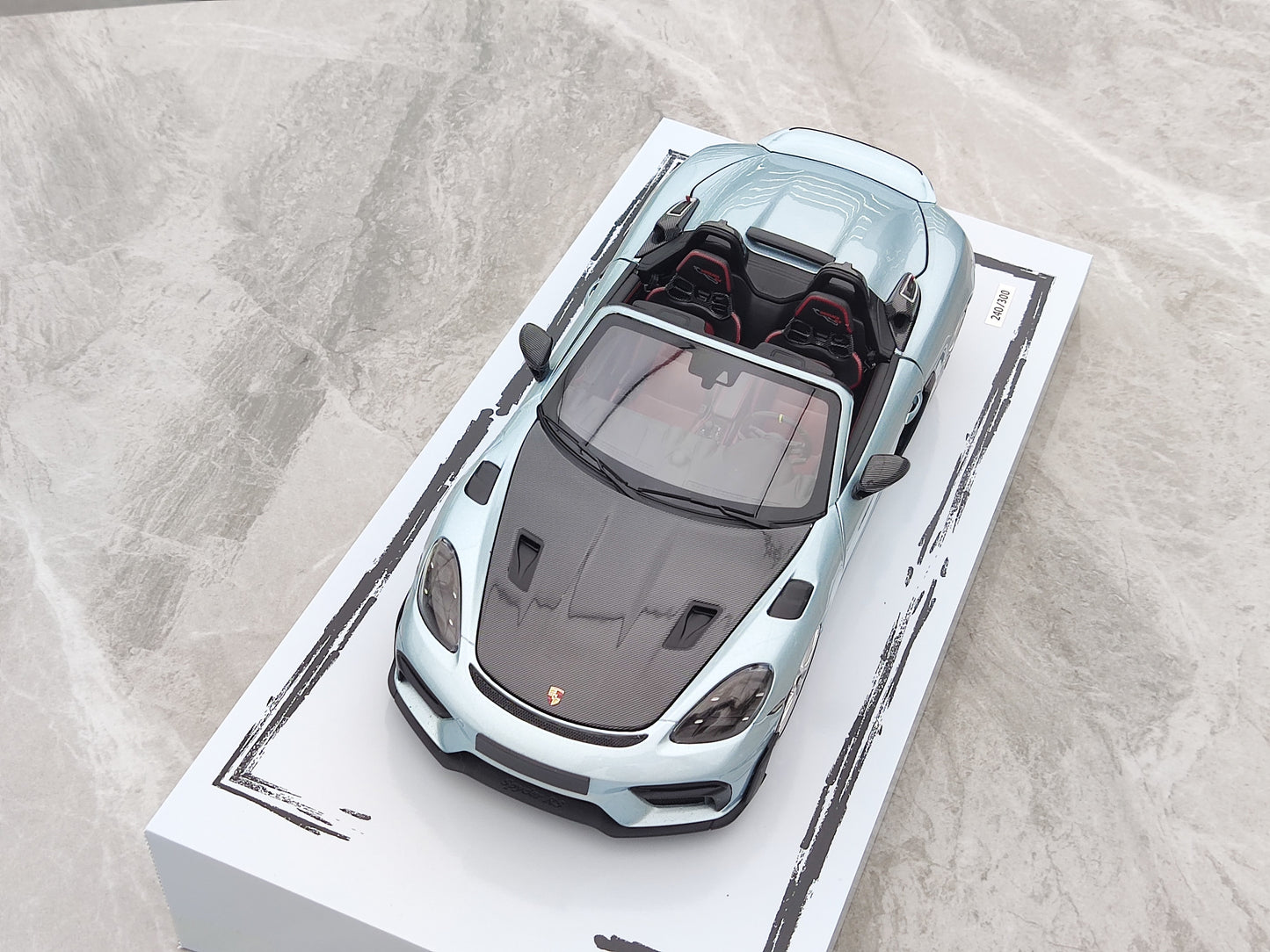 MINICHAMPS 1/18 Porsche 718 SPYDER RS 2024 Glacier Silver Alloy Model 113063133