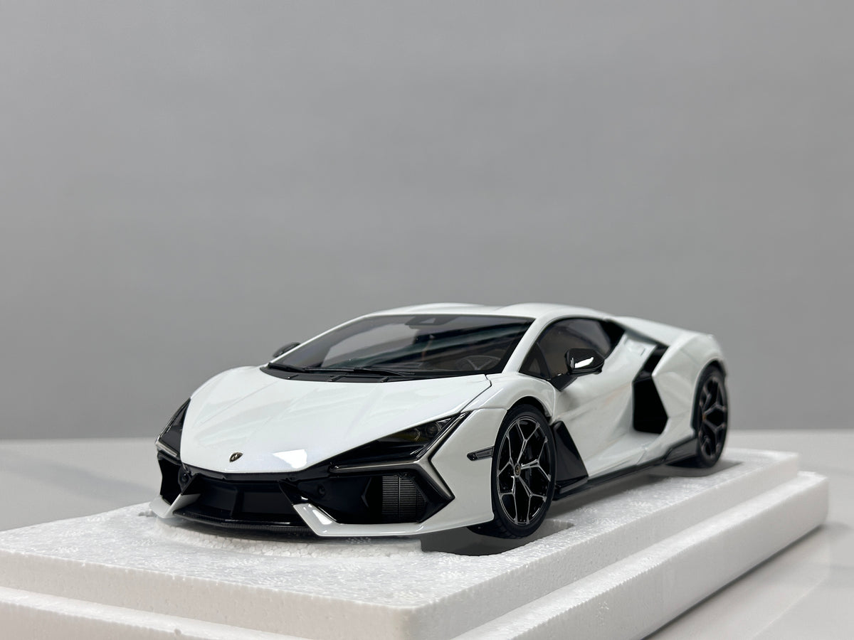 LCD 1/18 Lamborghini Revuelto – Die-cast Model with Fully Opening Parts – White (LCD18026-WH)
