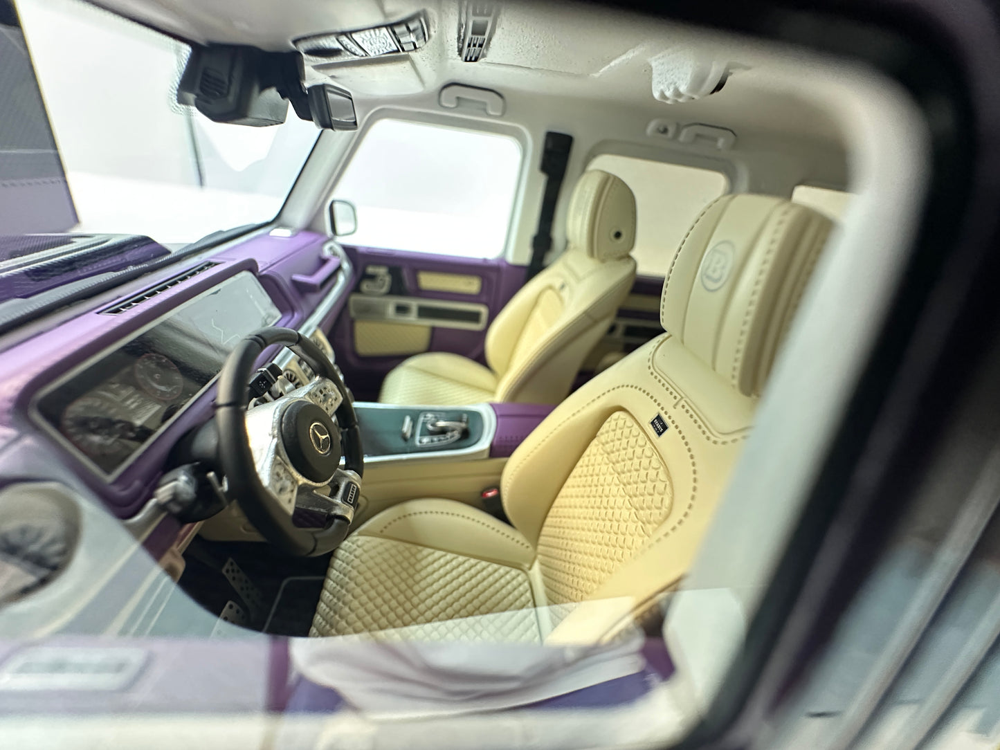 BBA MODEL 1/18 Brabus G800 Metallic Purple BBA081