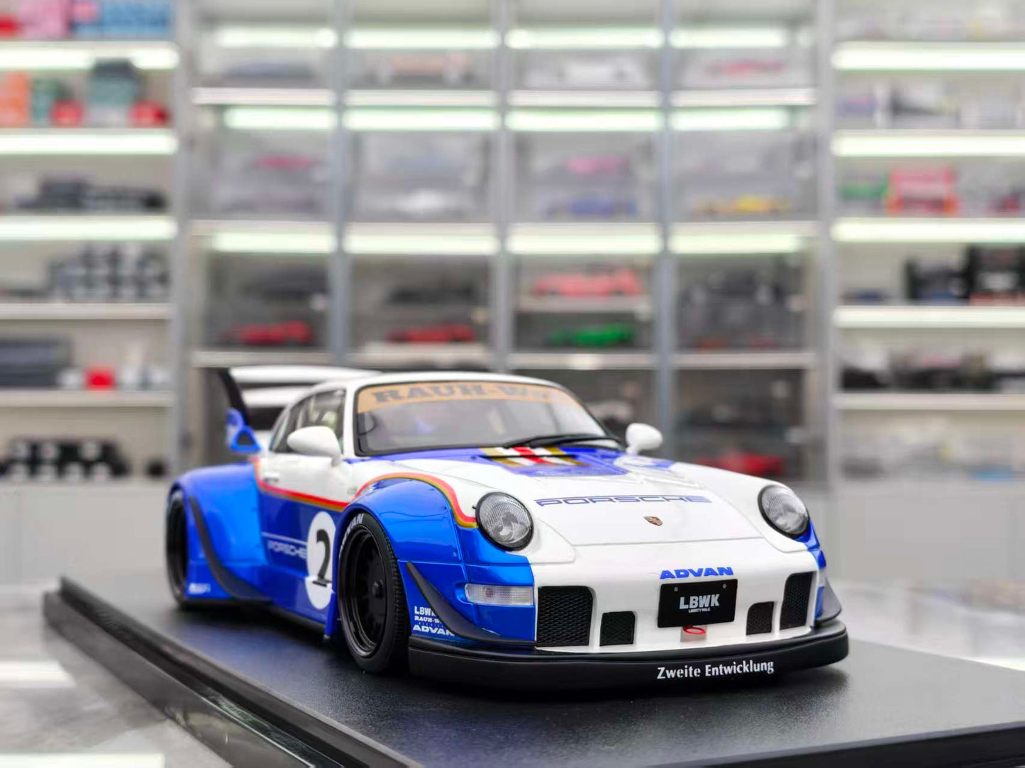 GT Spirit 1/18 Porsche RWB X LIBERTY WALK WHITE GT530