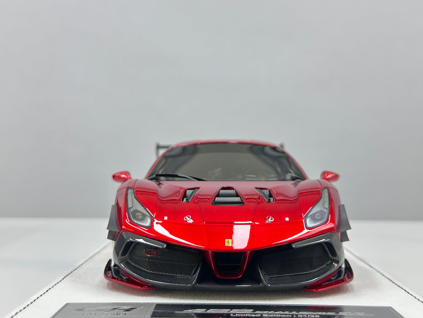 GH MODEL 1/18 Ferrari 488 Challenge Evo Metallic Red GH018
