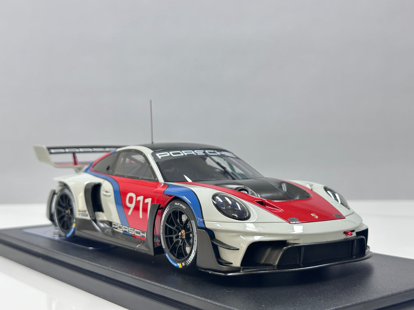 GT Spirit 1/18 Porsche 911 (992) GT3 R Rennsport White/Red Livery GT495