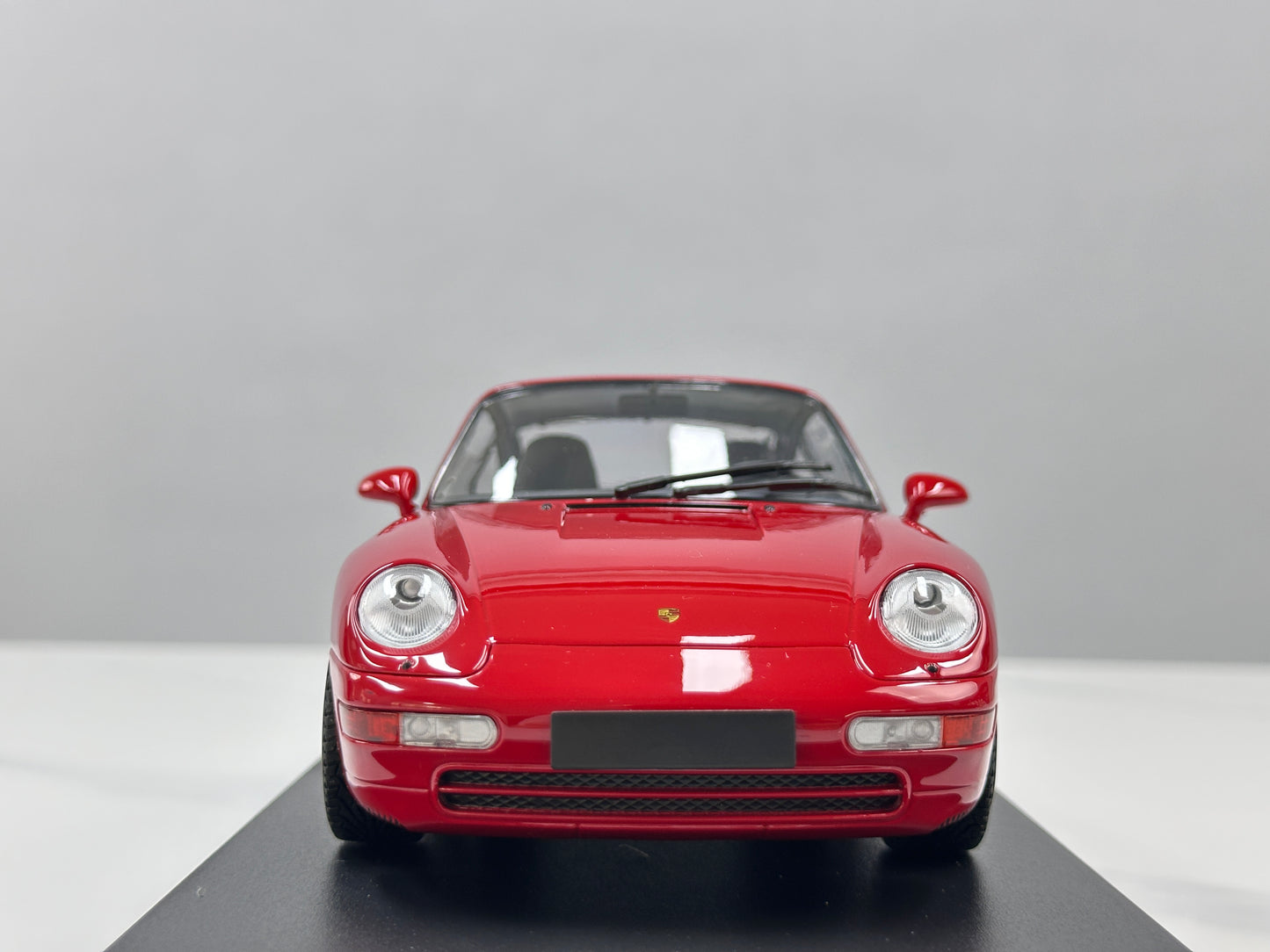 MINICHAMPS 1/18 Porsche 911 (993) 1993 Red 155061102