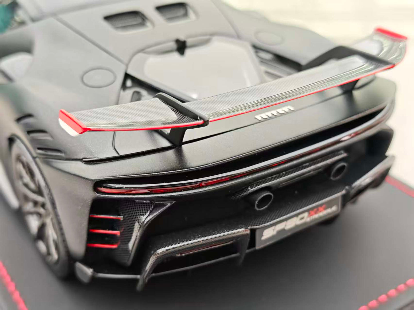 MR 1/18 Ferrari SF90XX Stradale Leclerc Custom Edition Hard FE041SE3