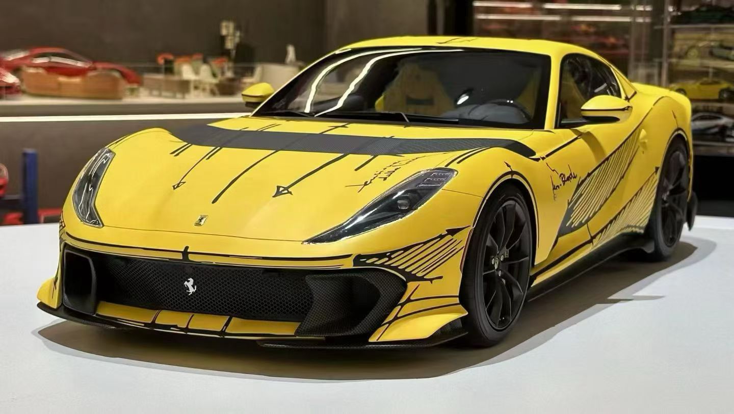 HH Model 1/8 Ferrari 812 Competizione Limited Edition Model Car