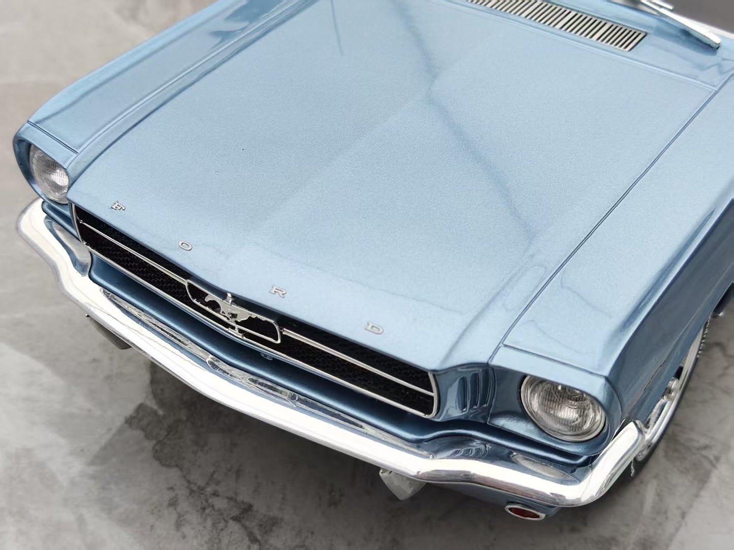 OTTO 1/12 Ford Mustang V8 Hardtop Silver Blue G089