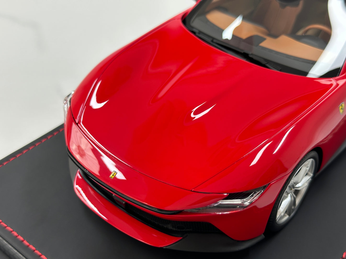 BBR 1/18 Ferrari Amalfi Standard Red P18272A
