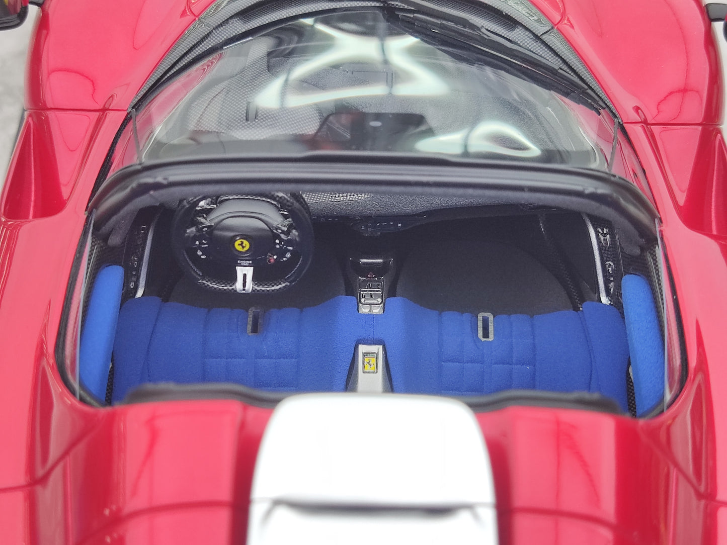 Amalgam 1/18 Ferrari Daytona SP3 Standard Red M6276-SC1