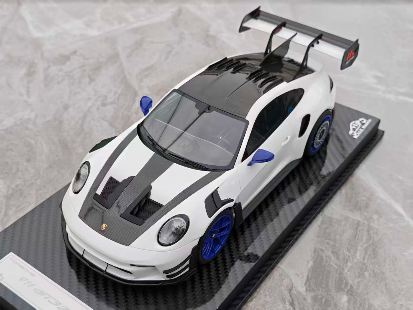 VIP 1/18 Porsche 911 GT3 RS-Manthey Racing Aurora White VIP188