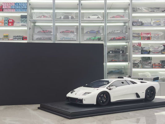 GL 1/12 Lamborghini Diablo GTR White Model Figure JS-GL002