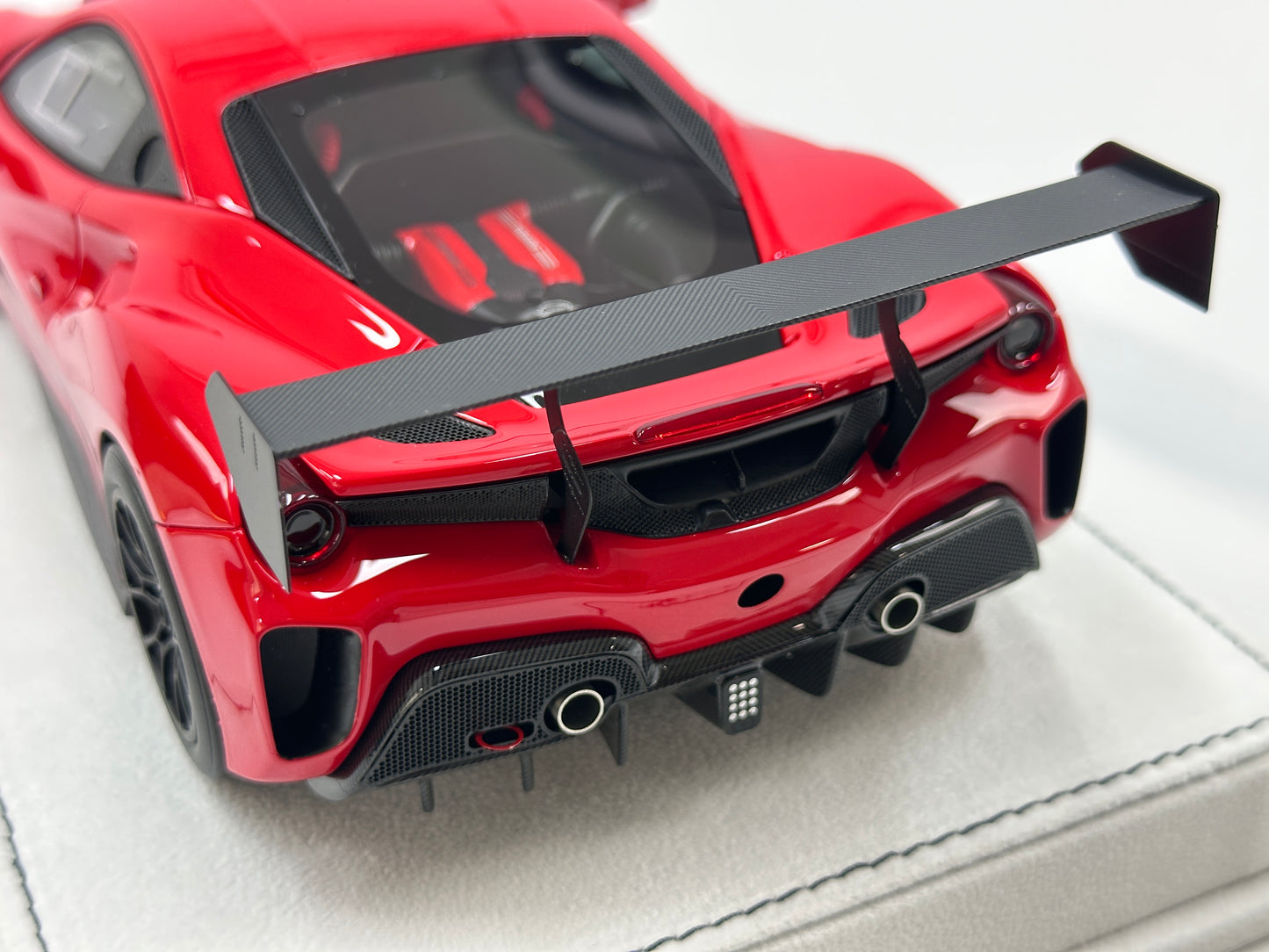 GH MODEL 1/18 Ferrari 488 Challenge Evo Standard Red GH019
