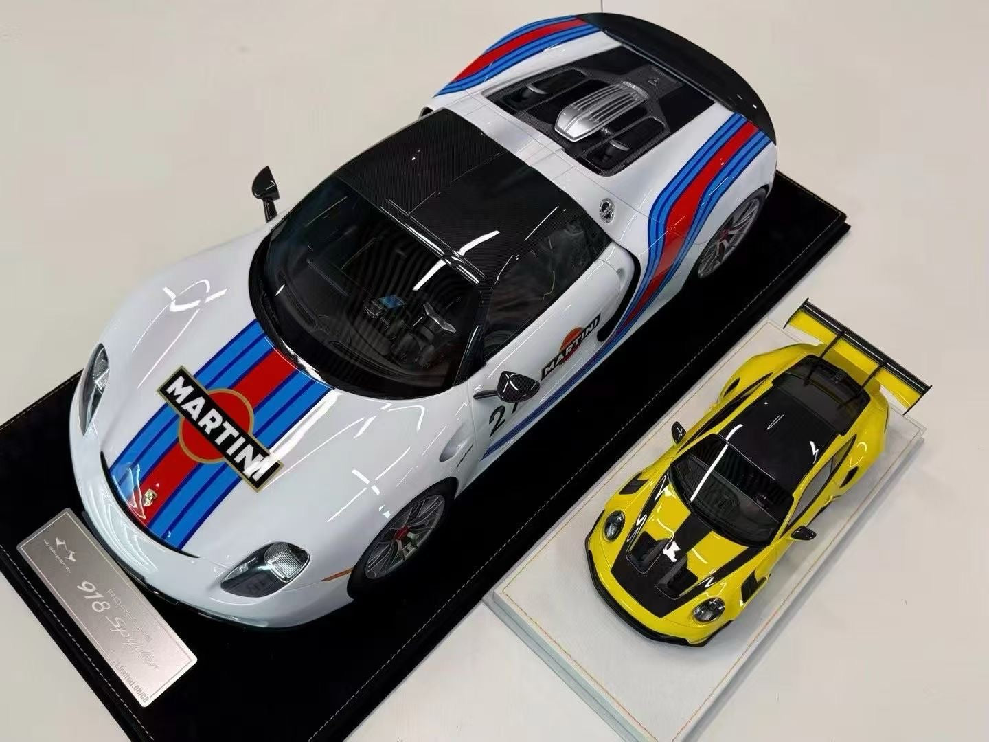 HH 1/18 Porsche 918 Spyder