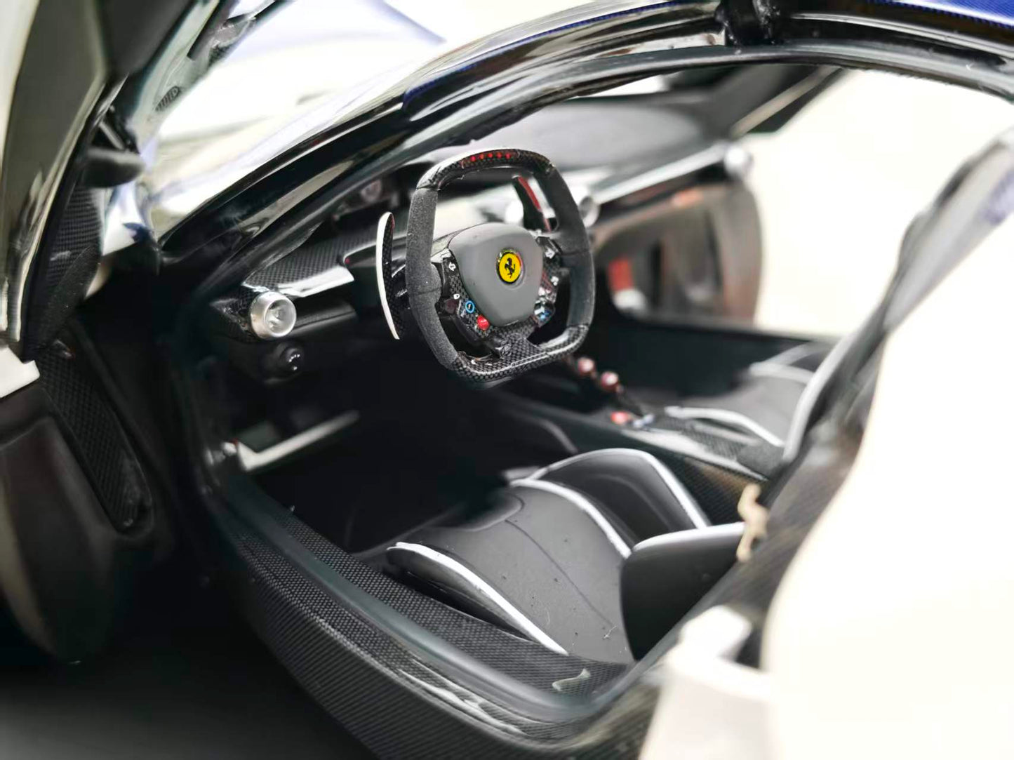 BBR 1:18 Ferrari LaFerrari White BBR182238DIE