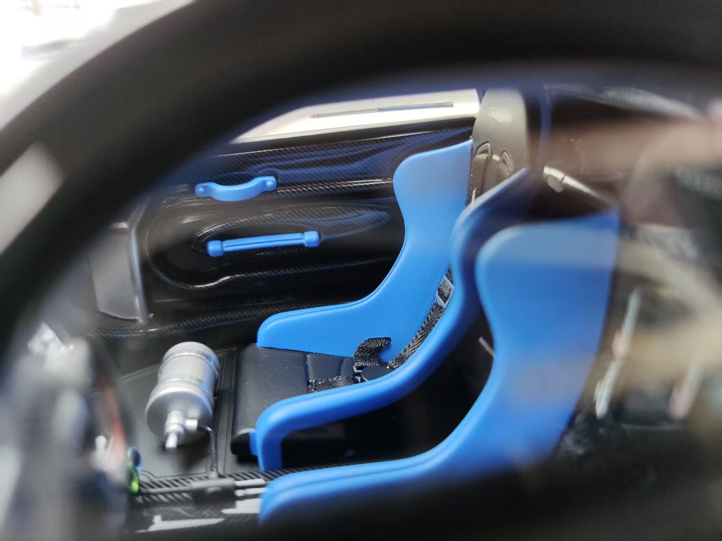 HH Model 1/18 Pagani Zonda R & Evolution Specials Color-Changing Carbon HH568