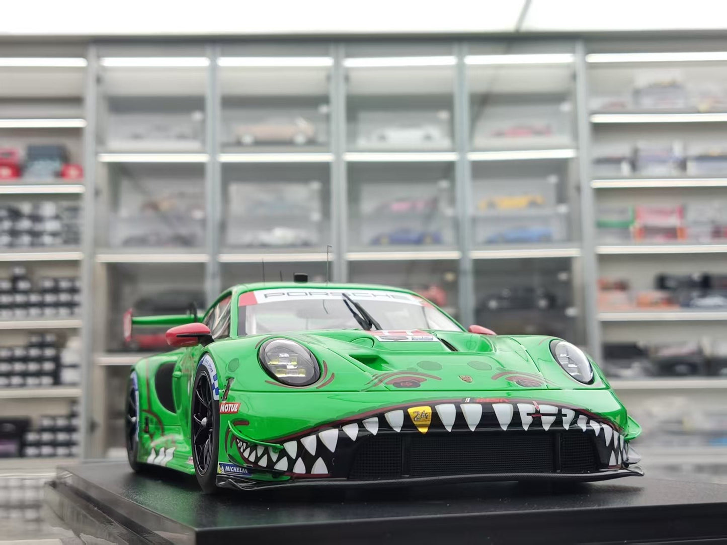 Topspeed 1/18 Porsche 911 GT3 R (992) #77 AO Racing 2025 Green Dinosaur TS0642