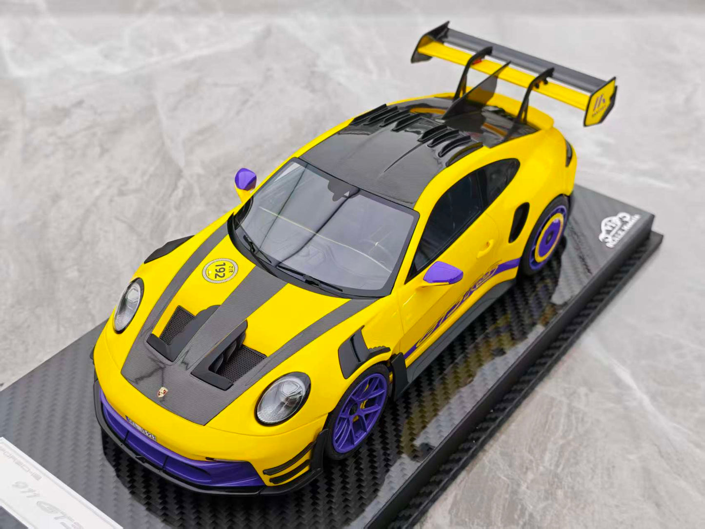 VIP 1/18 Porsche 911 GT3 RS - Manthey Racing Racing Yellow VIP186