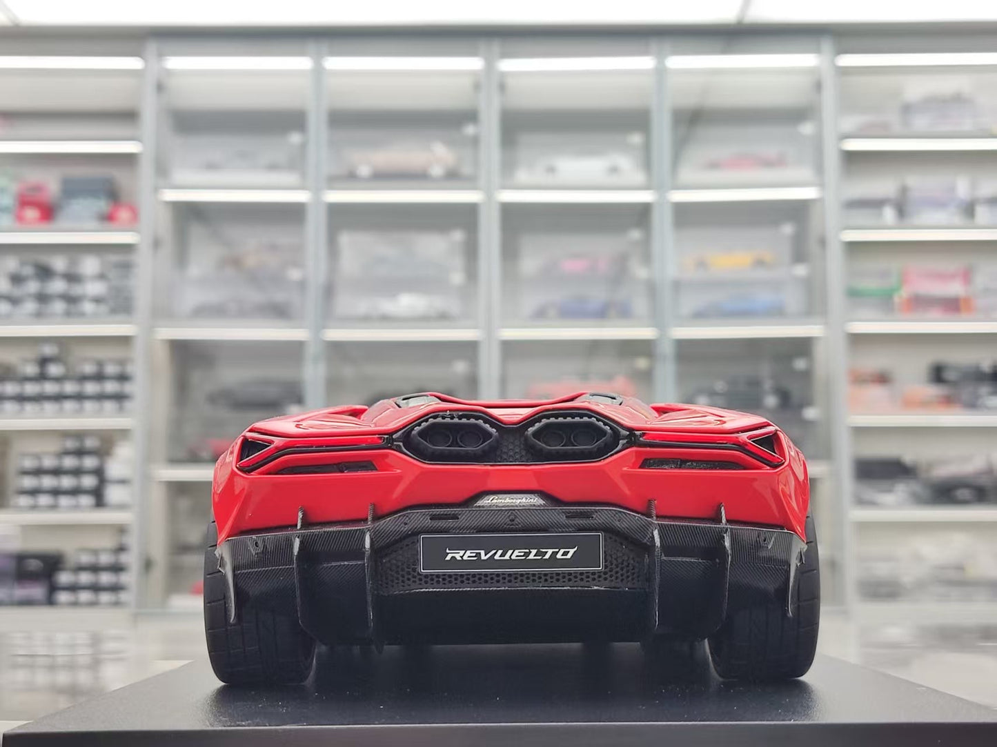 Topspeed 1/18 Lamborghini Revuelto Arancio Dac Lucido Red TS0618