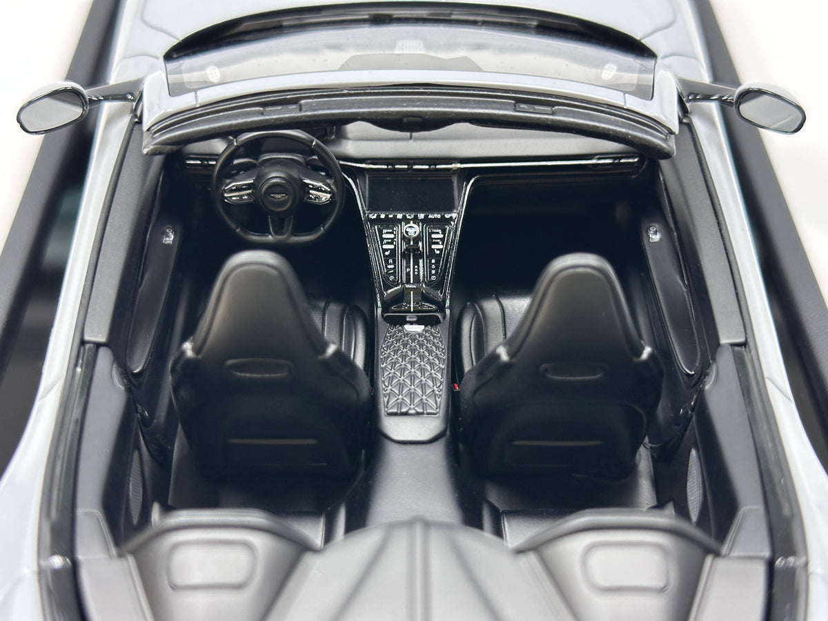 MOTORHELIX 1/18 Aston Martin DB12 Volante (Convertible) - Porcelain Grey - MH396