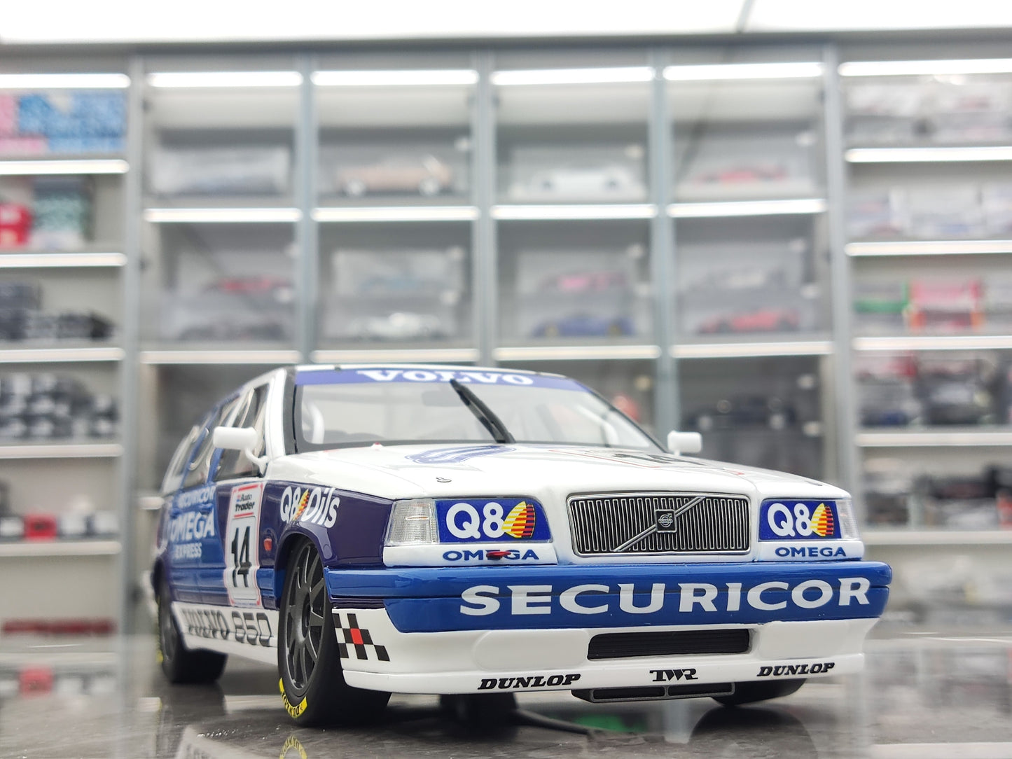 OTTO 1/18 Volvo 850 ESTATE BTCC JAN LAMMERS 1994, Blue and White Livery OT482