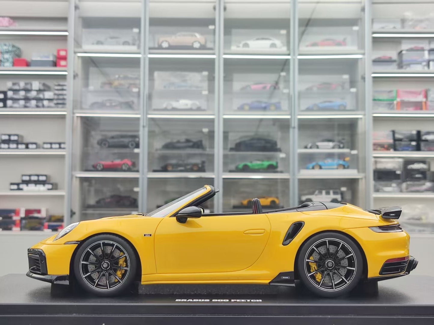 GT Spirit 1/18 Porsche Brabus 911 Turbo S Cabriolet Yellow CLDC047