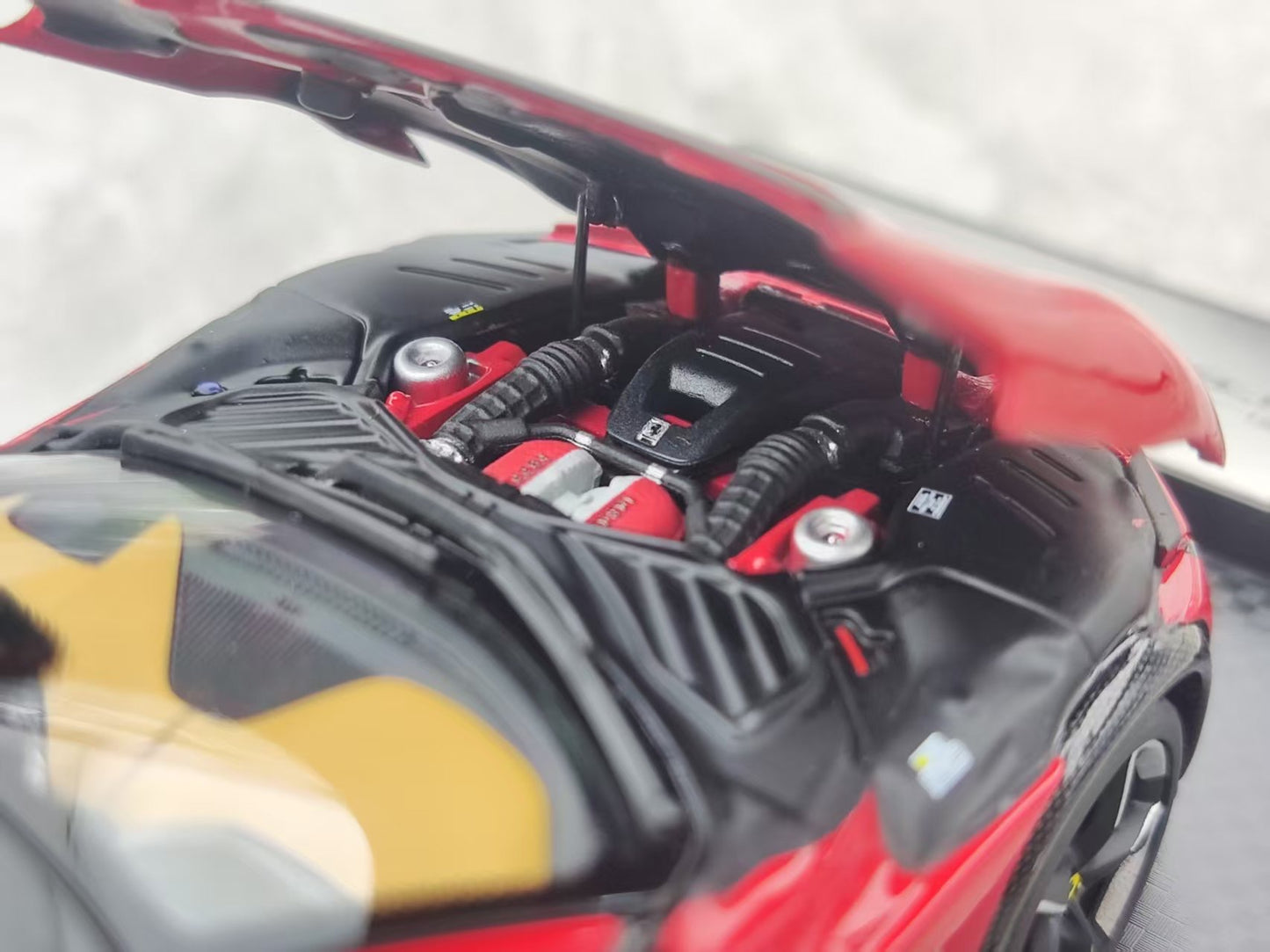 BBR 1/43 Ferrari Purosangue with panoramic sunroof, Racing Red (HE43002B)