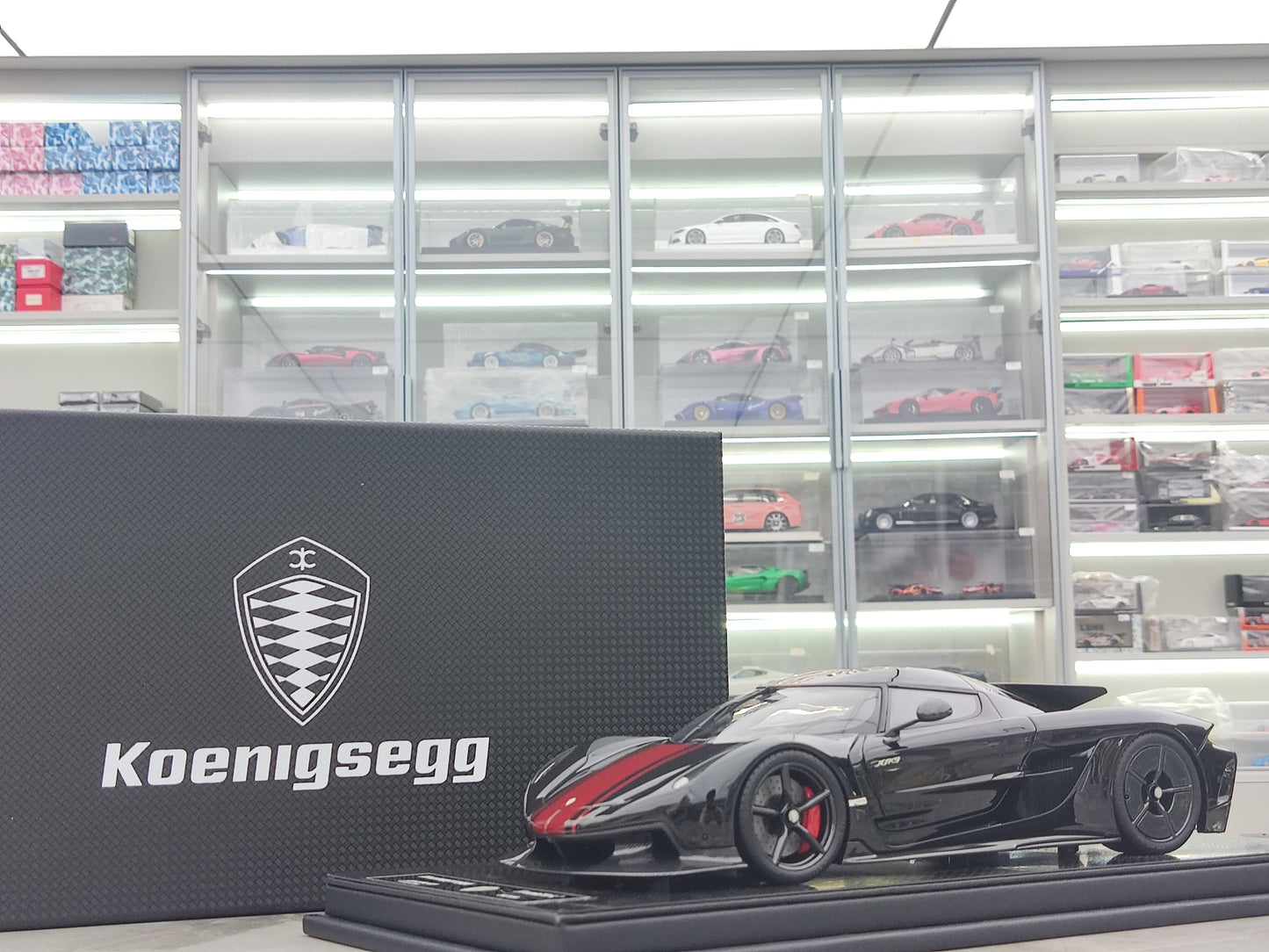 FRONTIART 1/18 Koenigsegg Jesko Absolut 7355 Black FA175