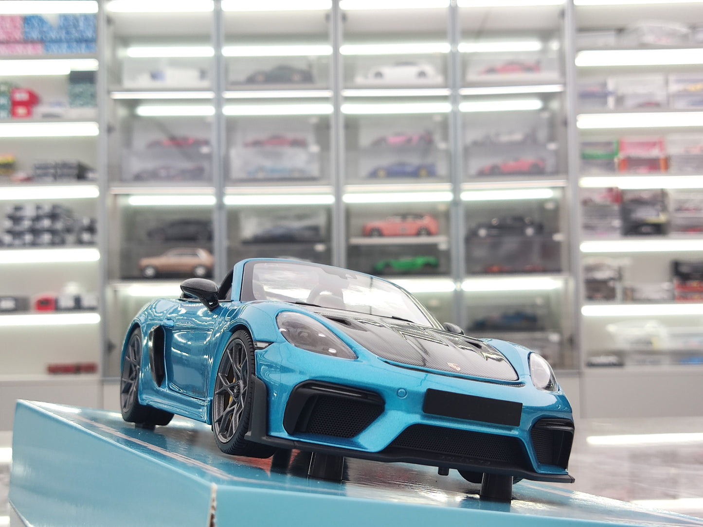 MINICHAMPS 1/18 Porsche 718 SPYDER RS 2024 Ipanema Blue 113063134
