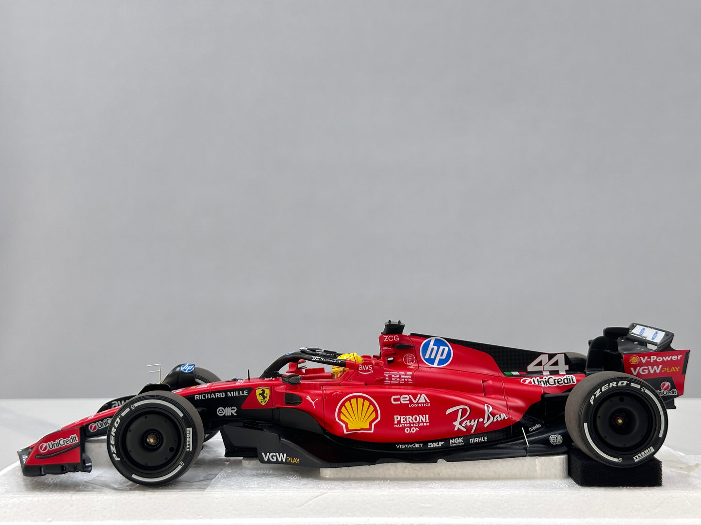 BBR 1/18 Ferrari SF-23 #44 Red BBR2318T44