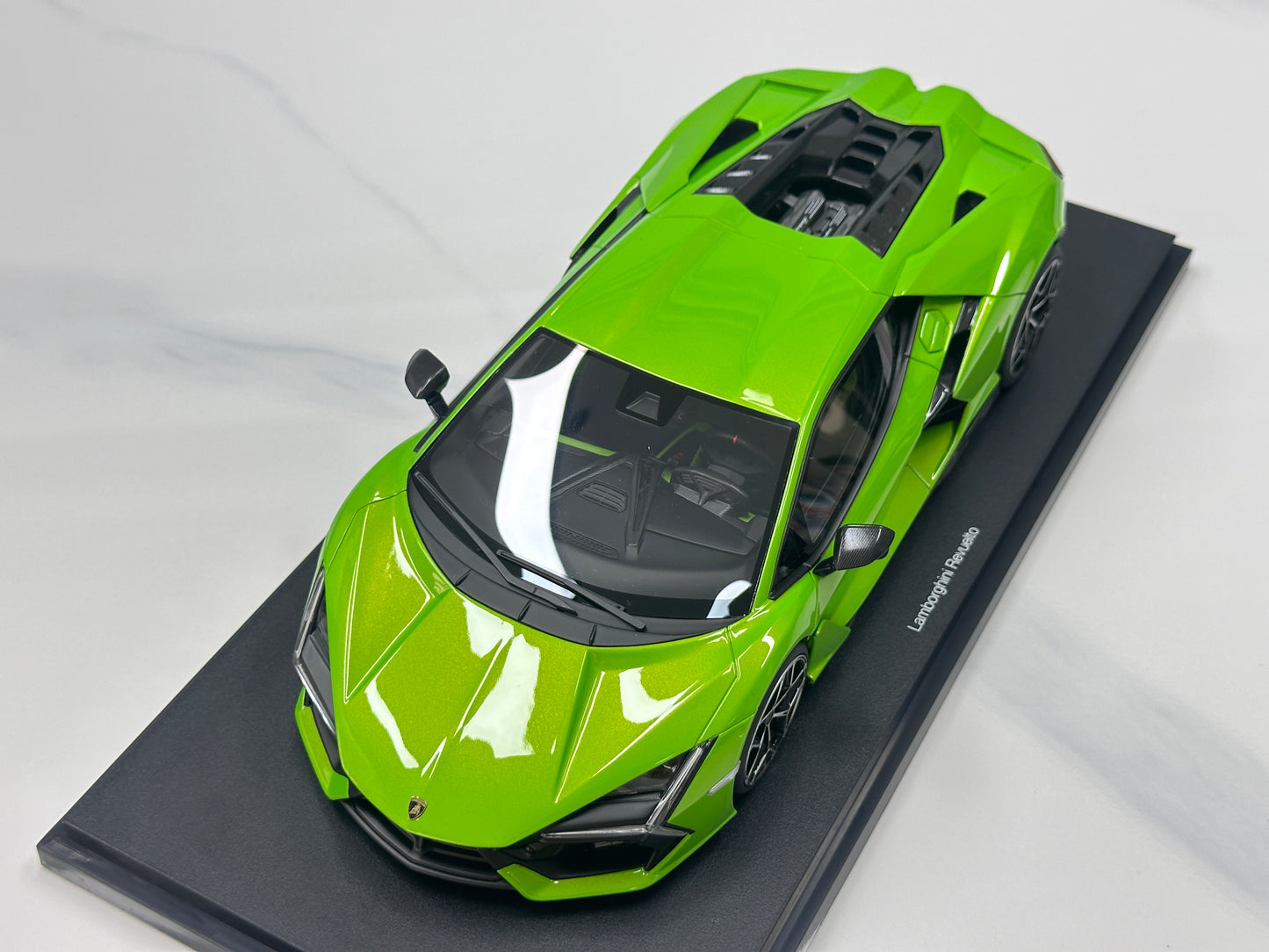 Topspeed 1/18 Lamborghini Revuelto Green TS0621