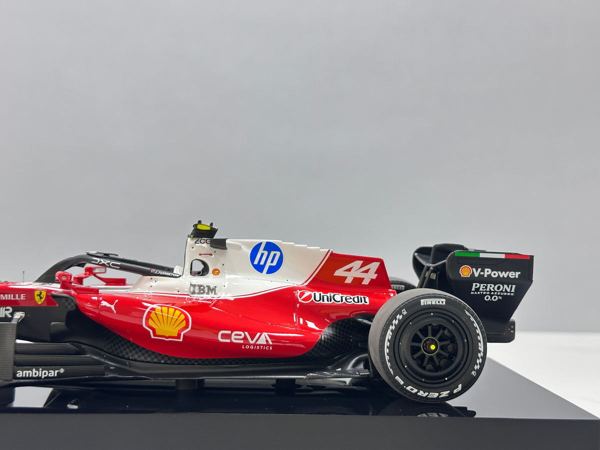 Amalgam 1/18 Ferrari SF-26 – 2026 Chinese Grand Prix – Lewis Hamilton – Red & White Livery (M6387-SC2)