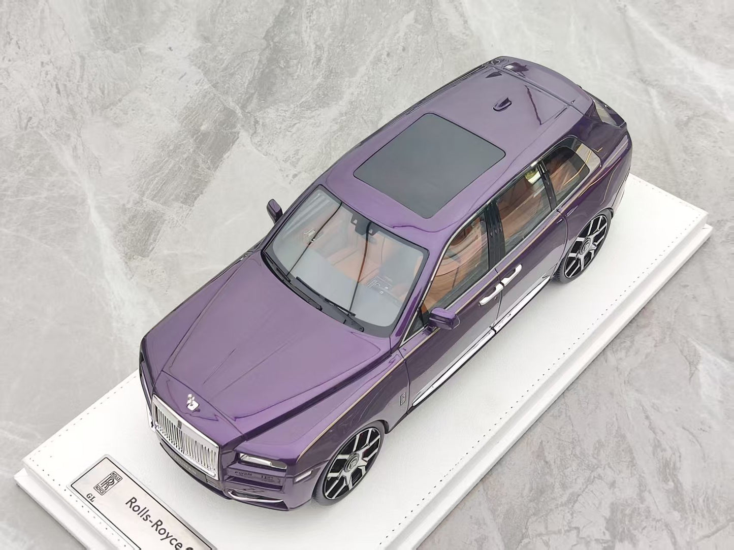 GL 1/18 Rolls-Royce Cullinan Purple Resin Model JS-GL029