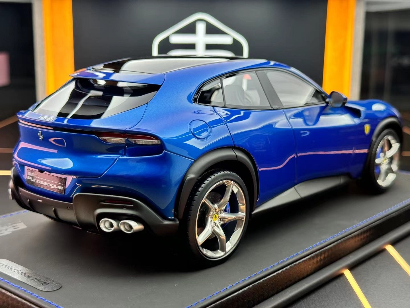 BBR 1:18 Ferrari Purosangue Blu Corsa 10/10 DDJ008