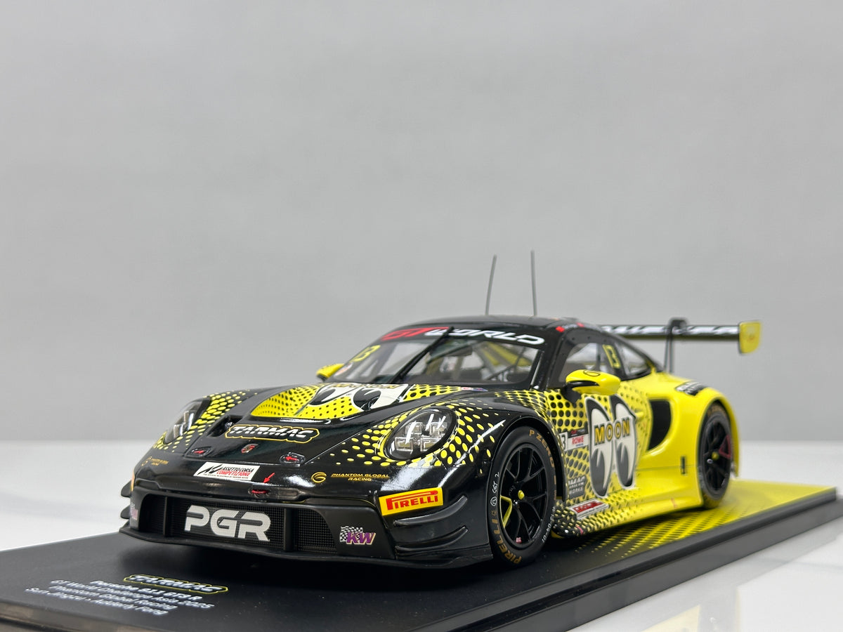 TARmac Works 1/18 Porsche 911 GT3 R – GT World Challenge Asia – Black/Yellow Livery – T18-008-25FUJ13