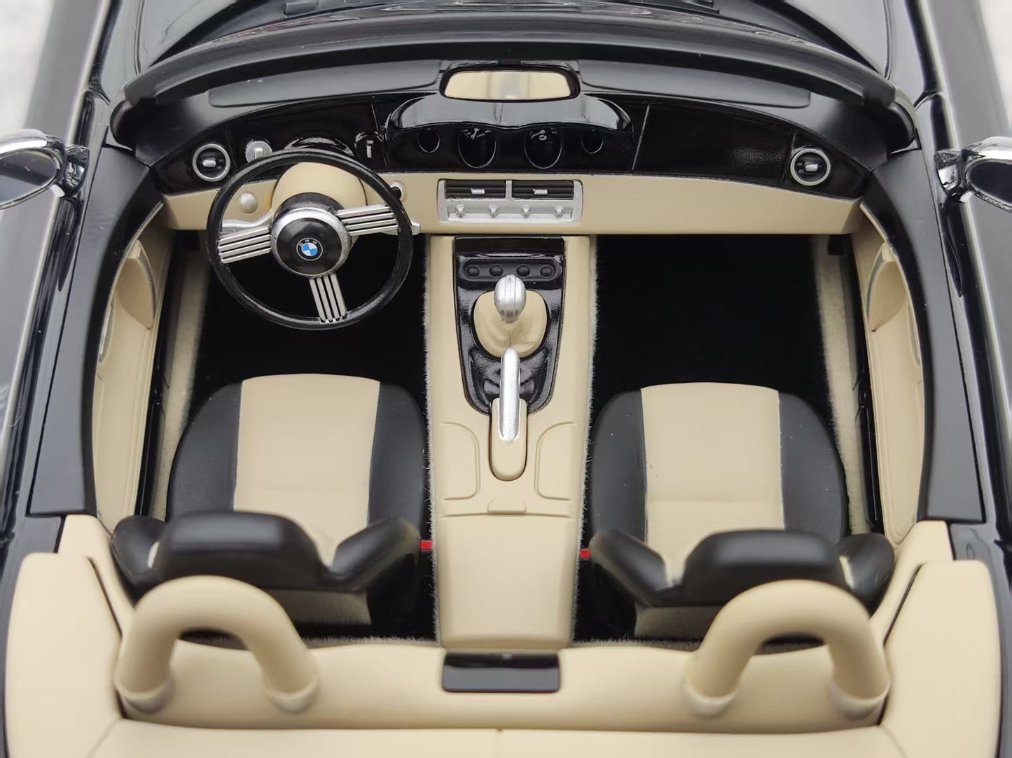 MINICHAMPS 1/18 BMW Z8 ROADSTER -2000 Black 155024231