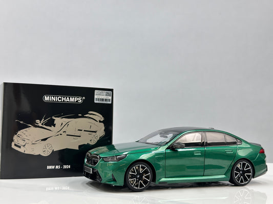 MINICHAMPS 1/18 BMW M5 (2024) Metallic Green 110023800