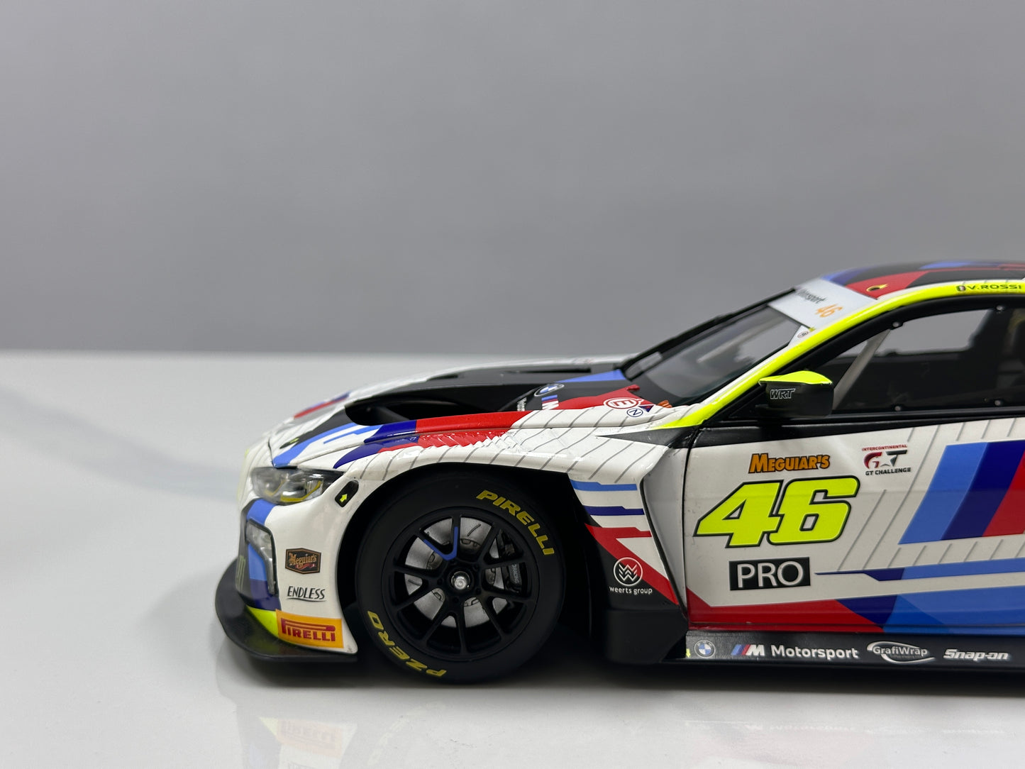 MINICHAMPS 1/18 BMW M4 GT3 TEAM WRT 12H BATHURST 2025 White Livery 110252046