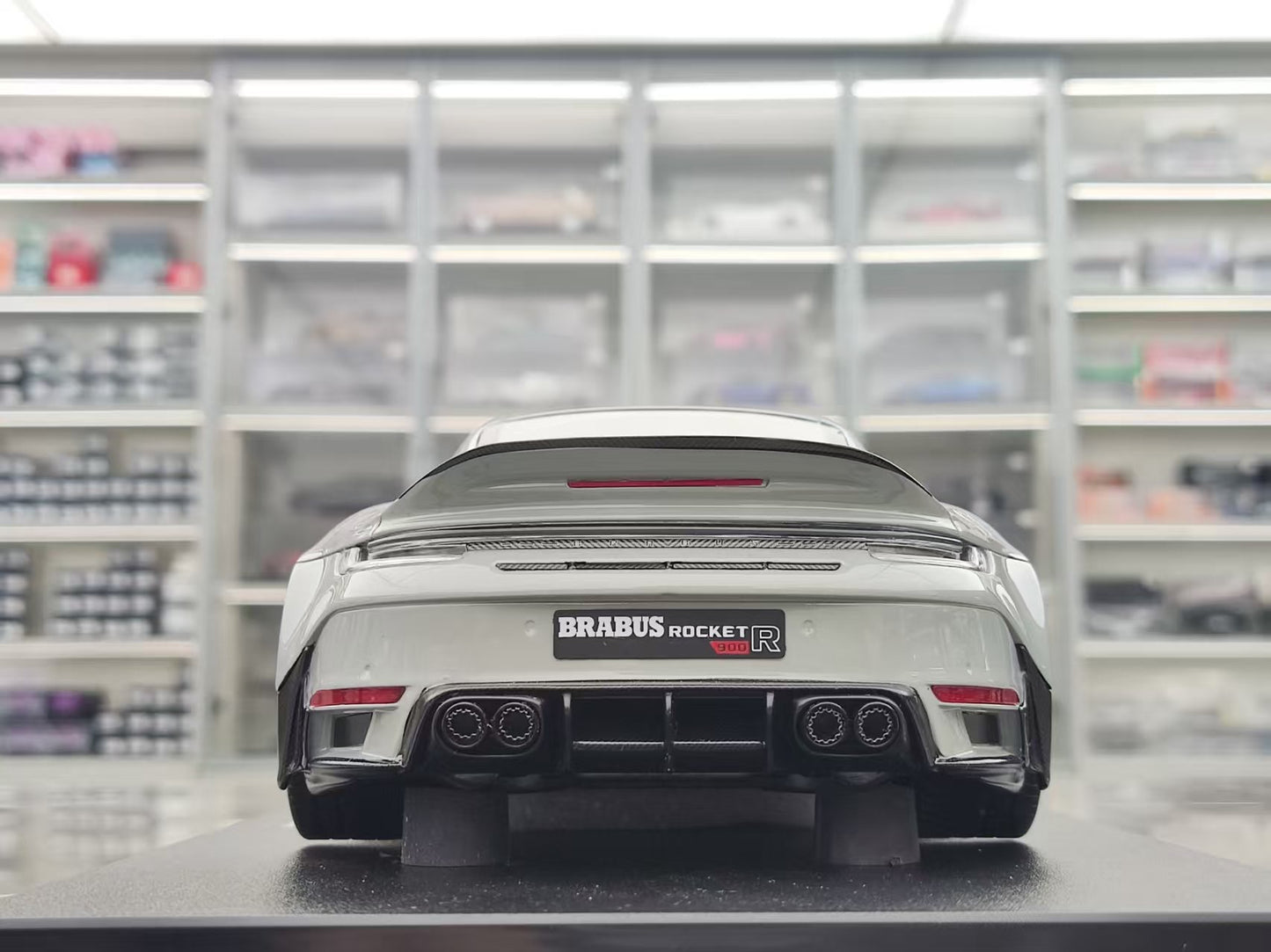 GT Spirit 1/18 Brabus 900 ROCKET-R NARDO Grey GT930