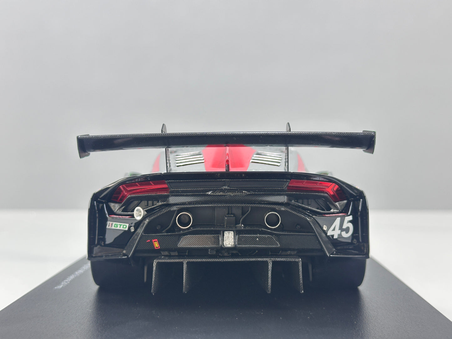 Topspeed 1/18 Lamborghini Huracán GT3 EVO2 #45 DEX Wayne Taylor Racing Silver/Black Livery TS0655