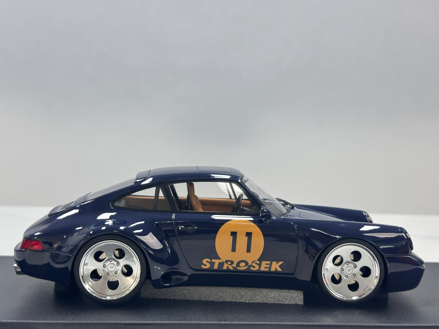 GT Spirit 1/18 Porsche Strosek Mega 30 Blue GT969